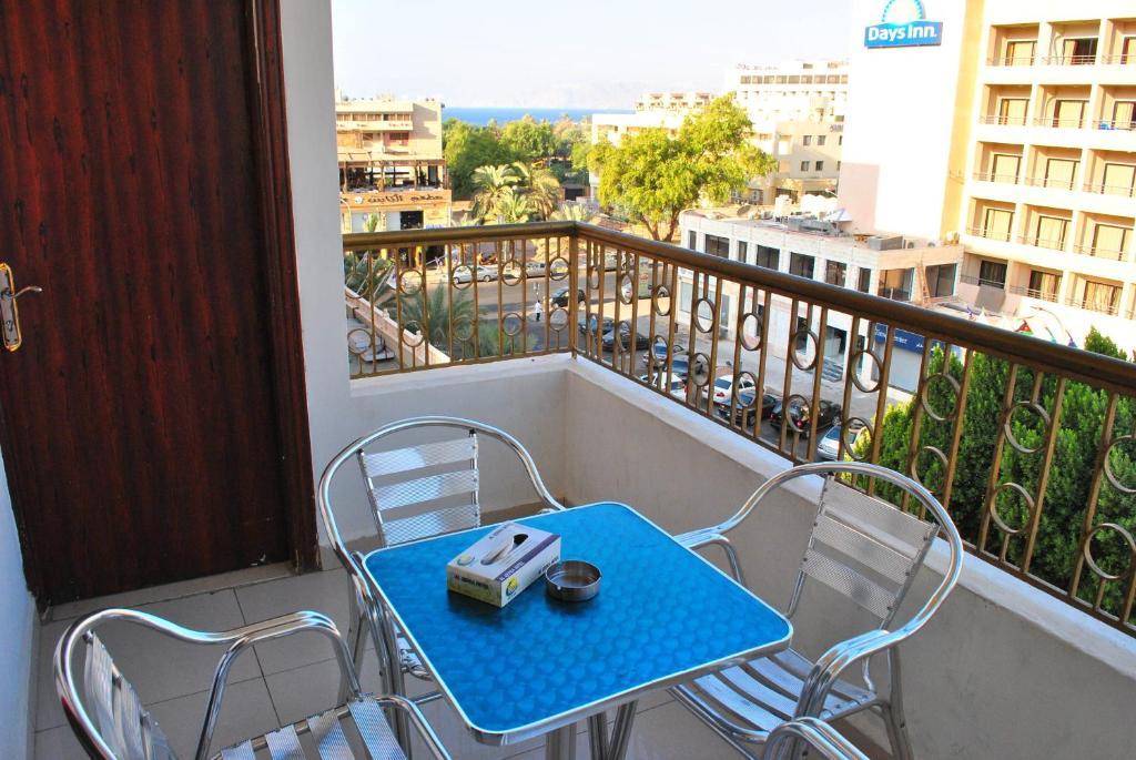 Al Qidra Hotel & Suites Aqaba Esterno foto
