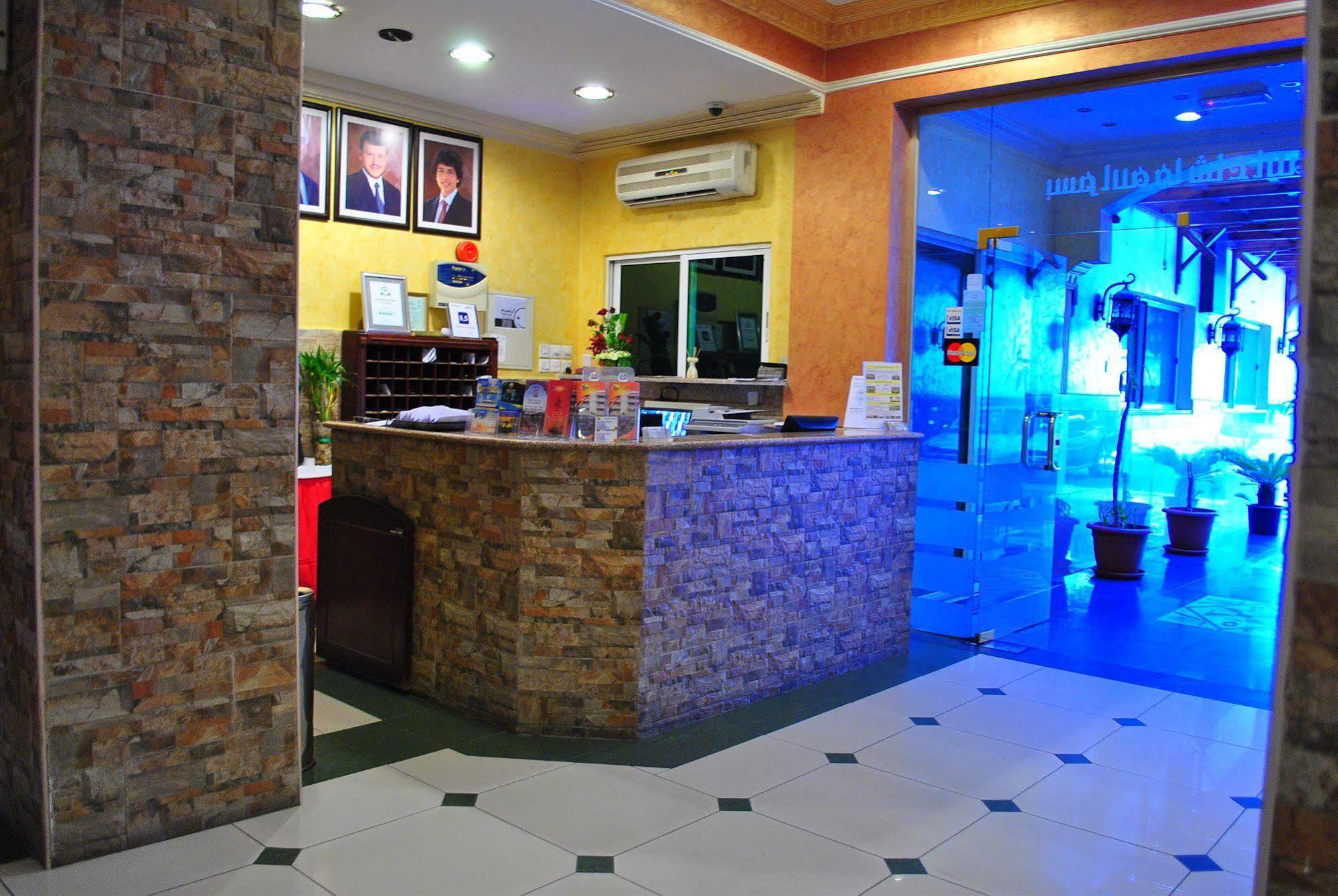 Al Qidra Hotel & Suites Aqaba Esterno foto