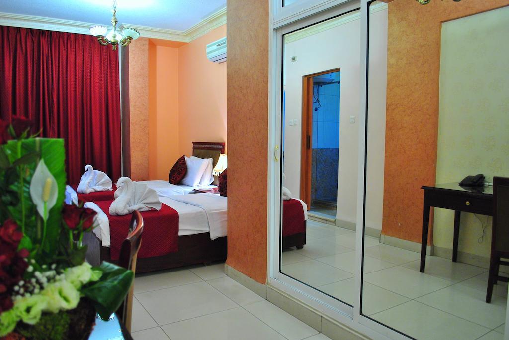 Al Qidra Hotel & Suites Aqaba Esterno foto