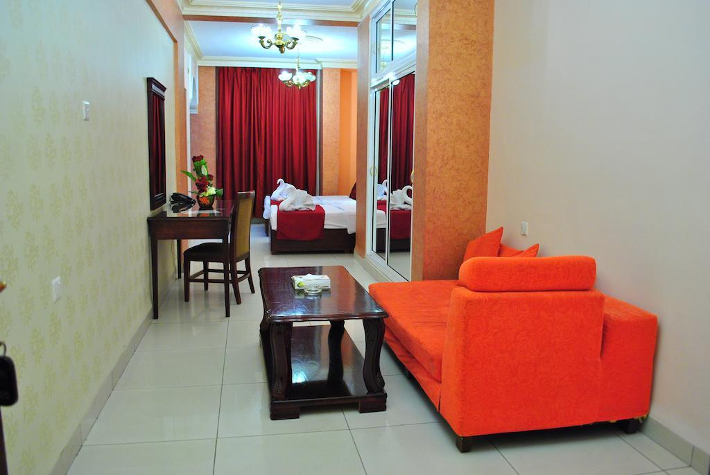 Al Qidra Hotel & Suites Aqaba Esterno foto